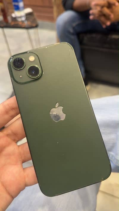 Apple iPhone 13