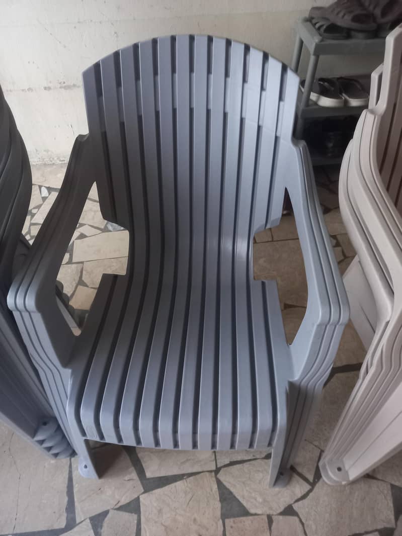 plastic chairs 2