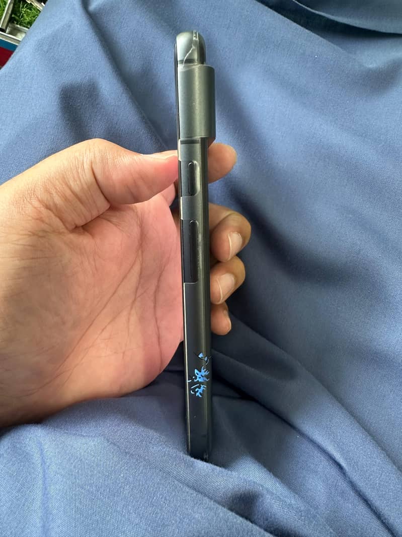 Google Pixel 8 5