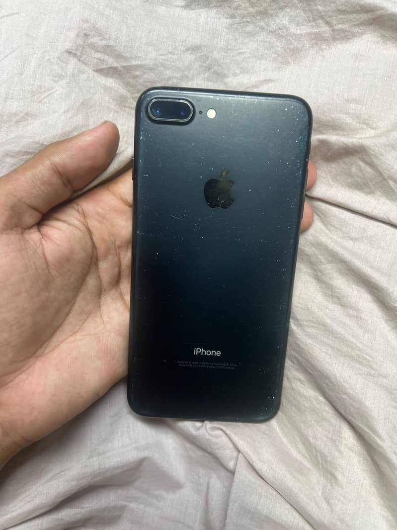 Apple iPhone 7 Plus 0