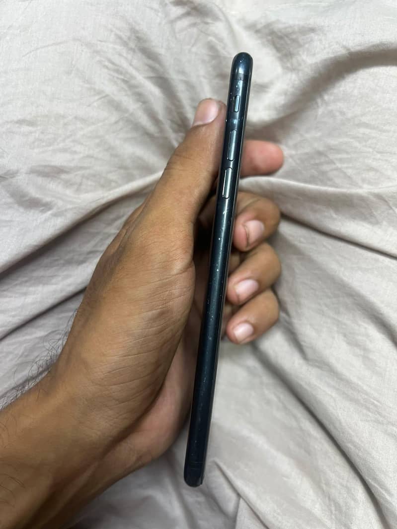 Apple iPhone 7 Plus 1