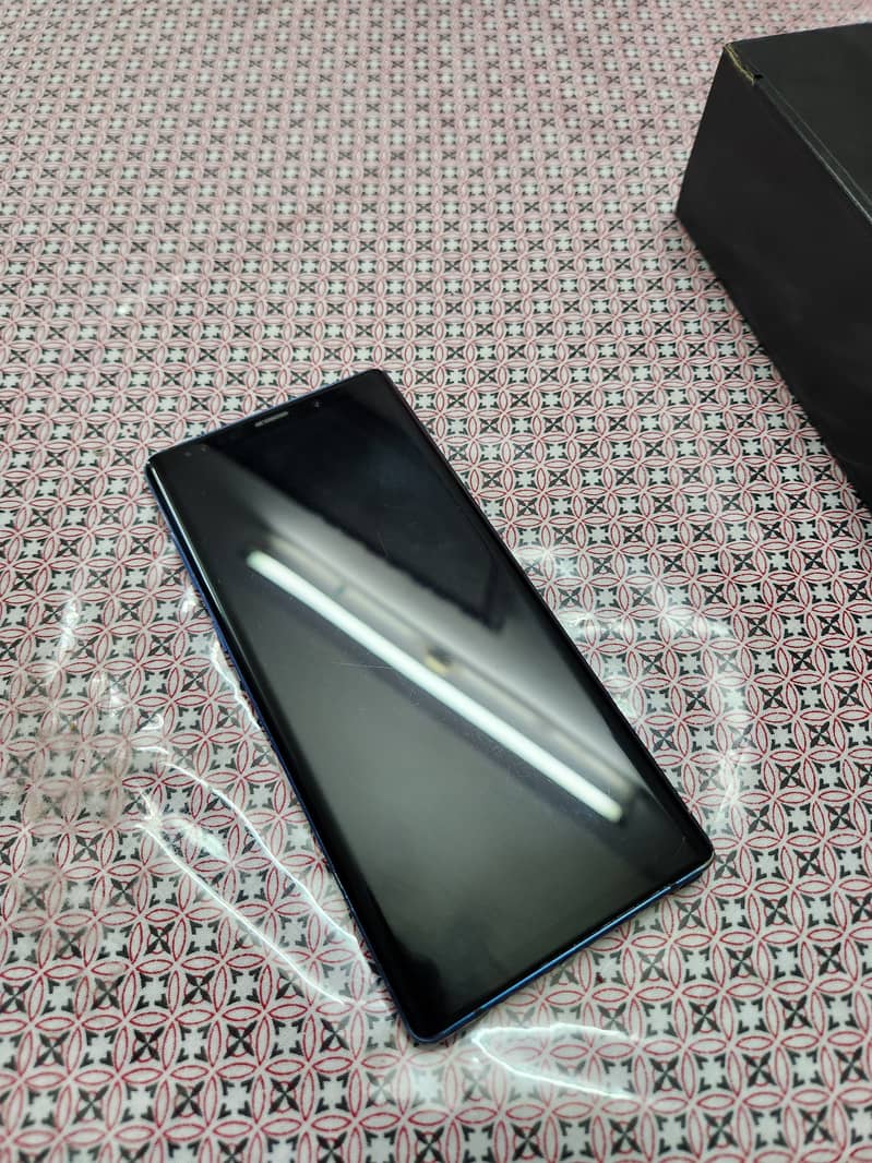 Samsung Mobile Note 9 1