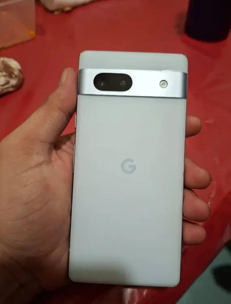 Google Pixel 7a 1