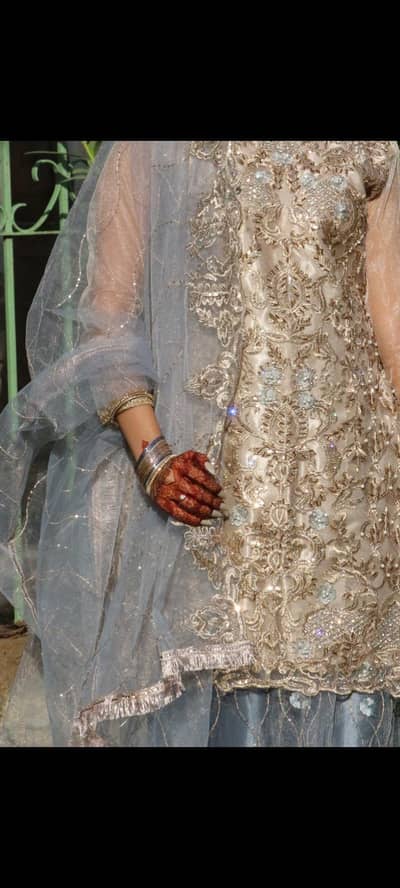 wedding dress for sale worn once