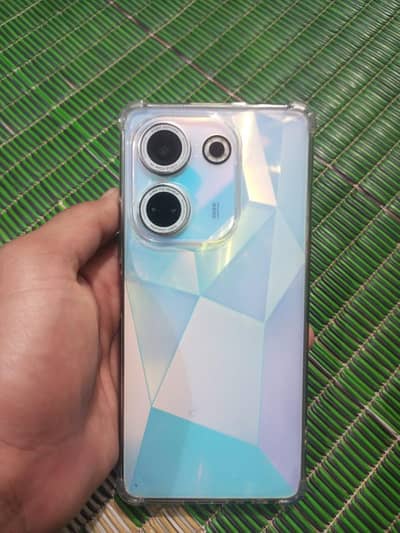 Tecno CAMON 20