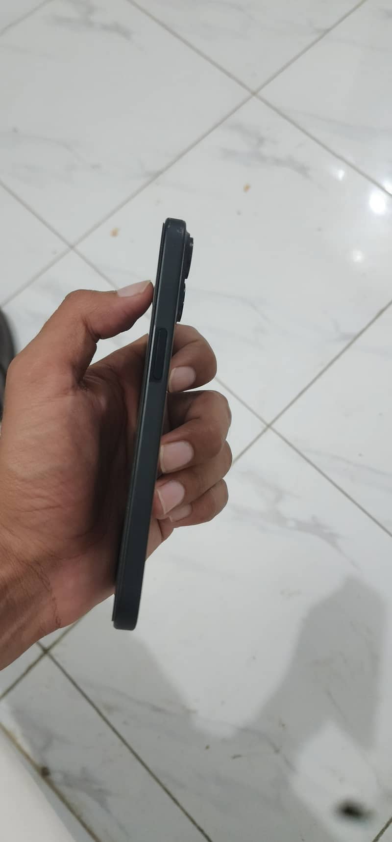 Apple iPhone 15 6
