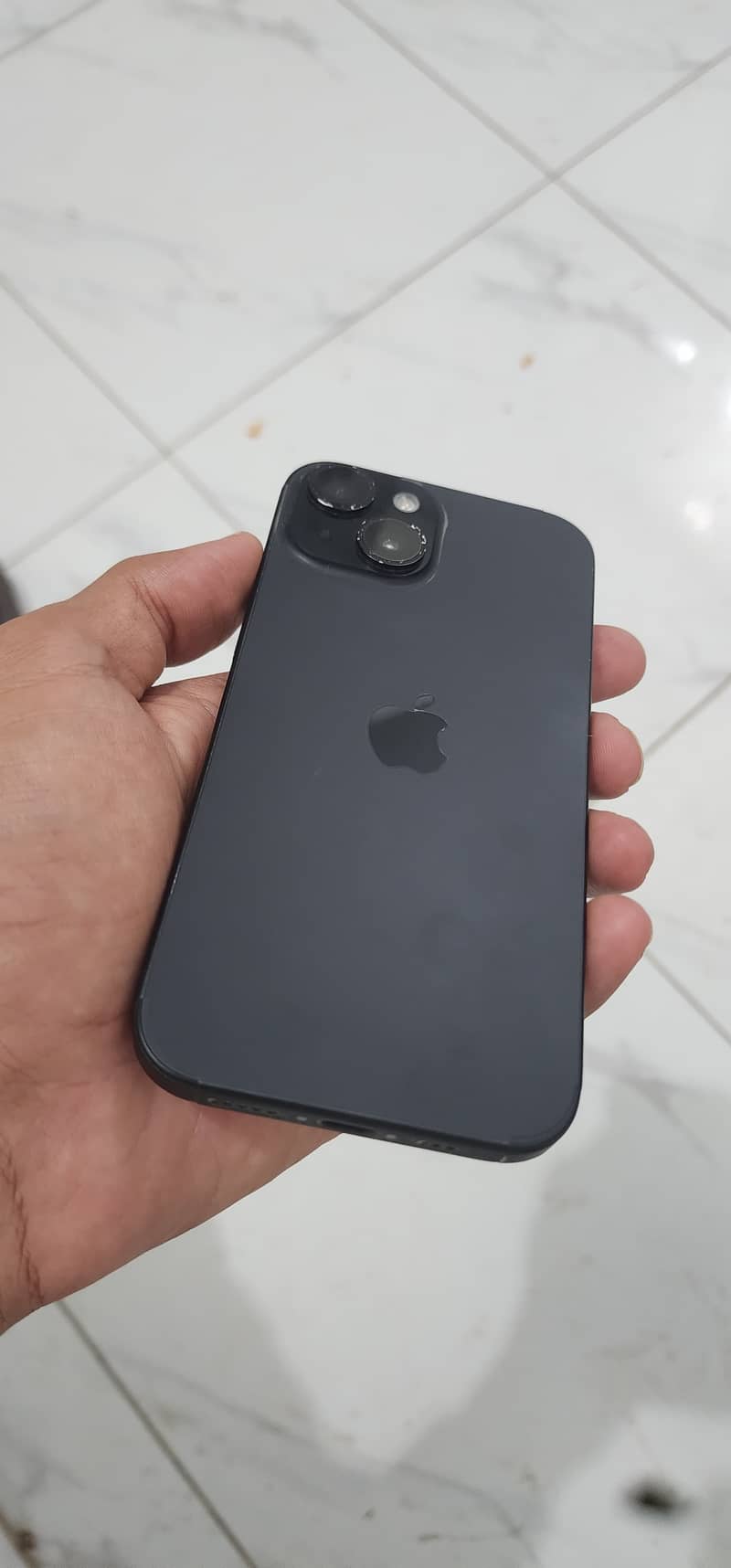 Apple iPhone 15 7