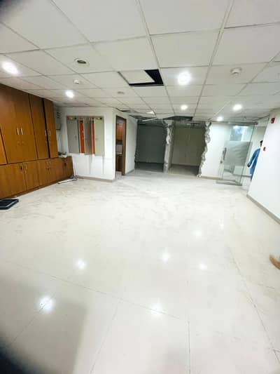 LG floor available for rent in bahria town phase 4 Civic centre well maintained building