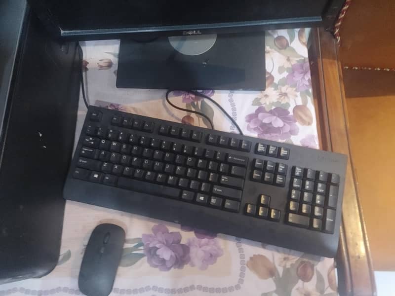 computer 4