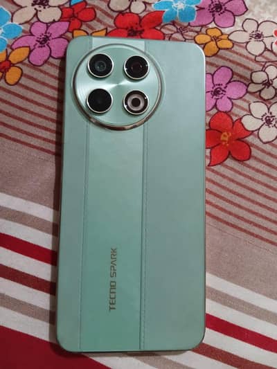 Tecno SPARK 30 Pro