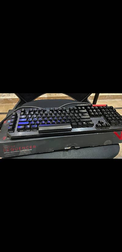 HP Omen Sequencer Full Mechanical Keyboard with box.