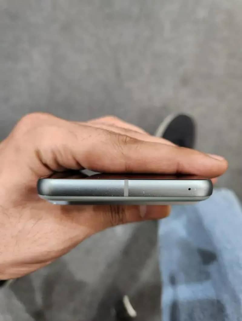 Google Pixel 8 10