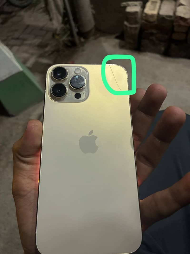 Apple iPhone 13 Pro Max 3