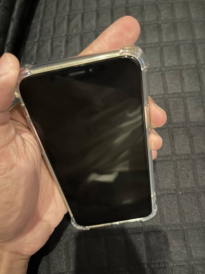 Apple iPhone X 1