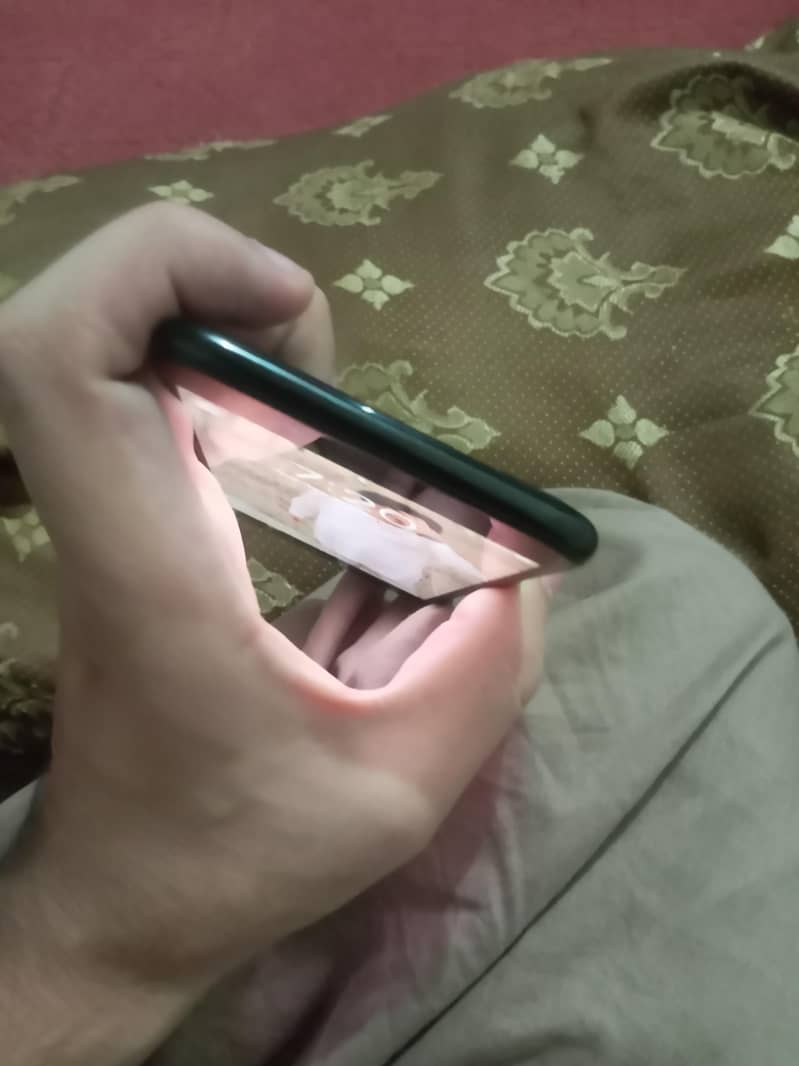 Apple iPhone 7 Plus 3
