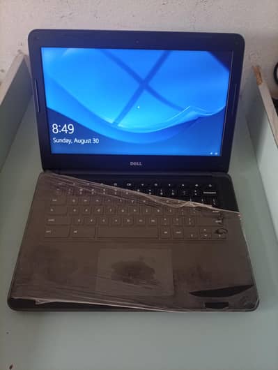 Dell Chromebook laptop with 4GB ram and 16 GB SSD