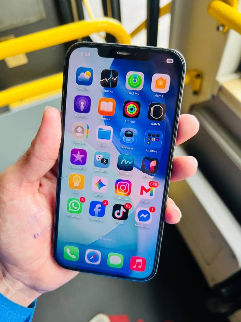 Apple iPhone 12 Pro Max 3