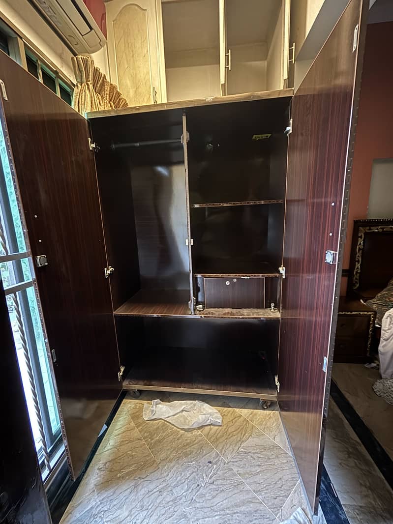 2 Door Wardrobe 0