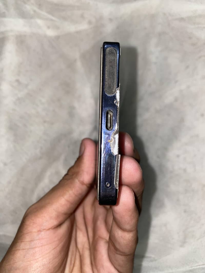 Infinix Note 40 5