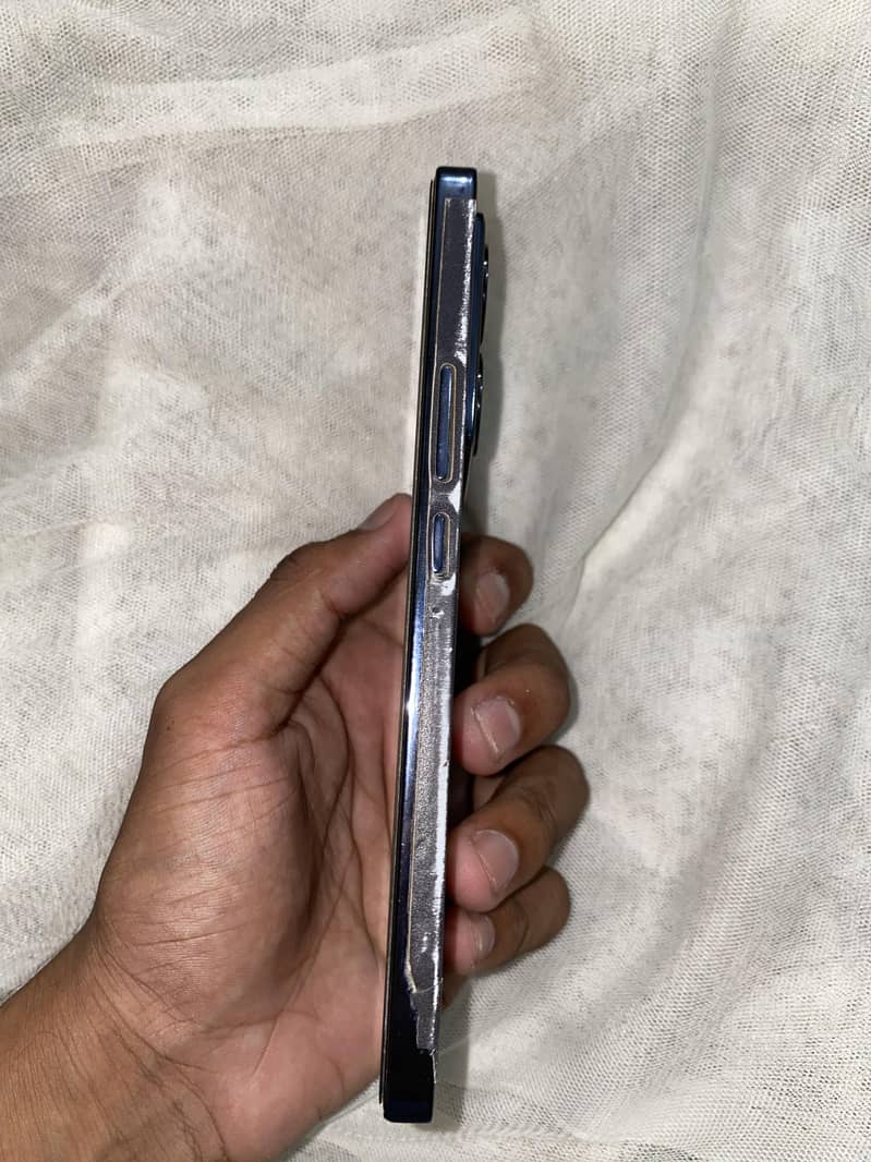 Infinix Note 40 6