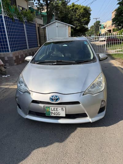 Toyota Aqua 2012