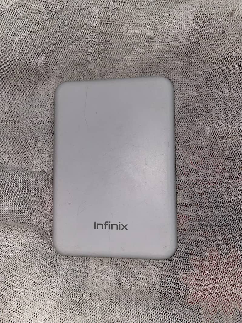 Infinix Note 40 8