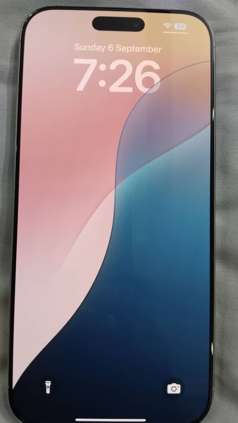 Apple iPhone 16 Pro Max 0