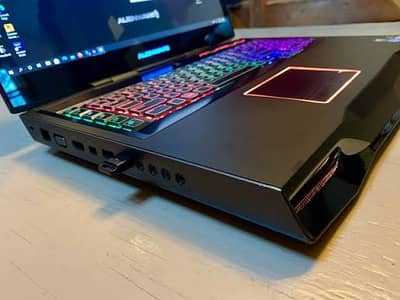 Dell Alienware M18xR1 | i7 | 16GB RAM | GTX 560M | 1TB Samsung SSD