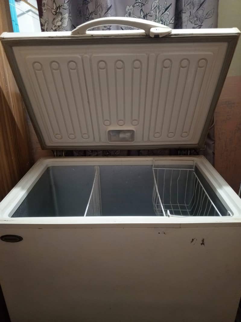 Waves deep freezer used 3