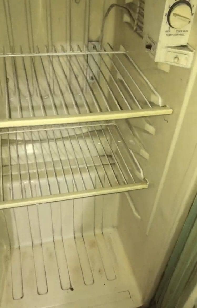 Refrigerator 1