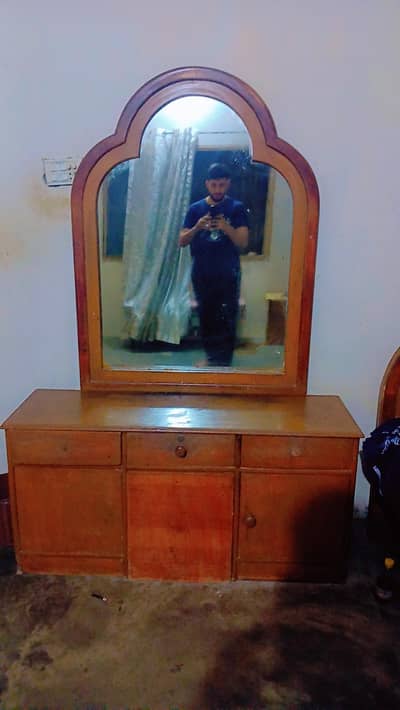 Pure Wood Dressing Table – Good Condition