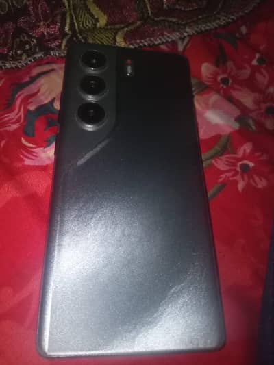 Tecno CAMON 40 Pro