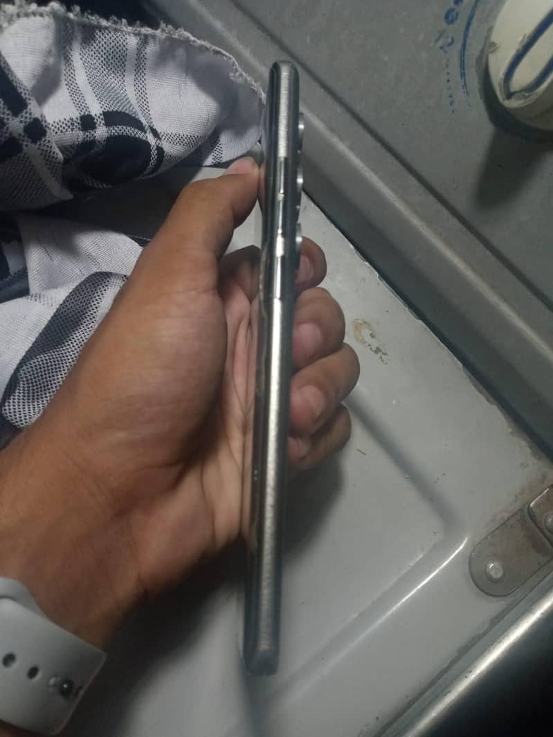Tecno CAMON 40 Pro 3