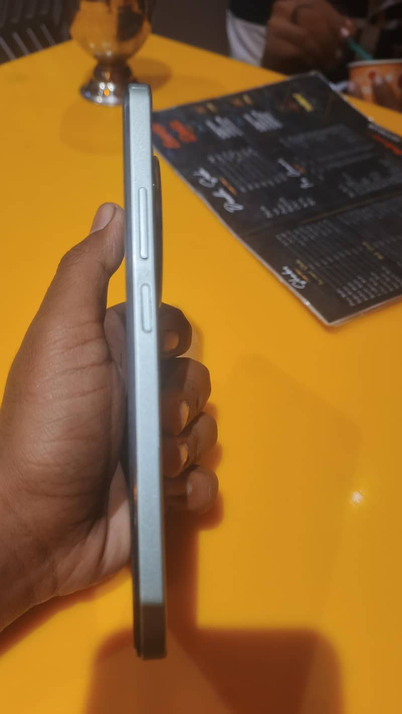 Xiaomi POCO C75 3