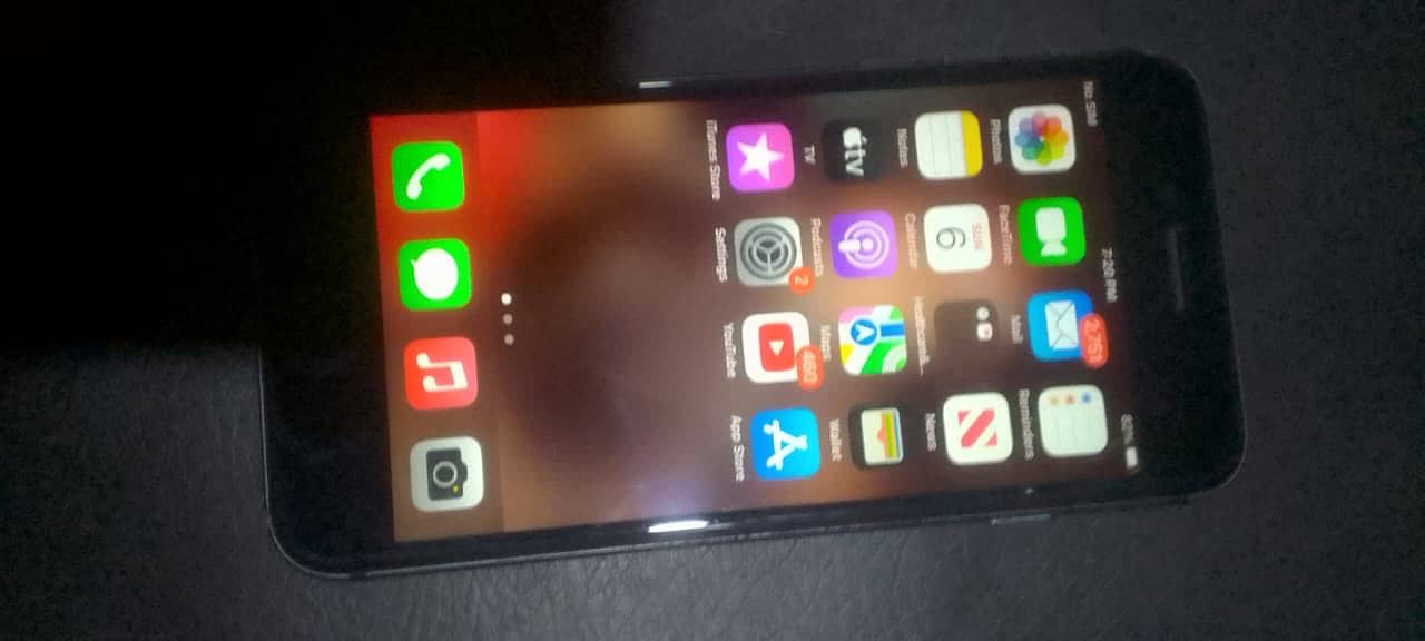 Apple iPhone 8 10