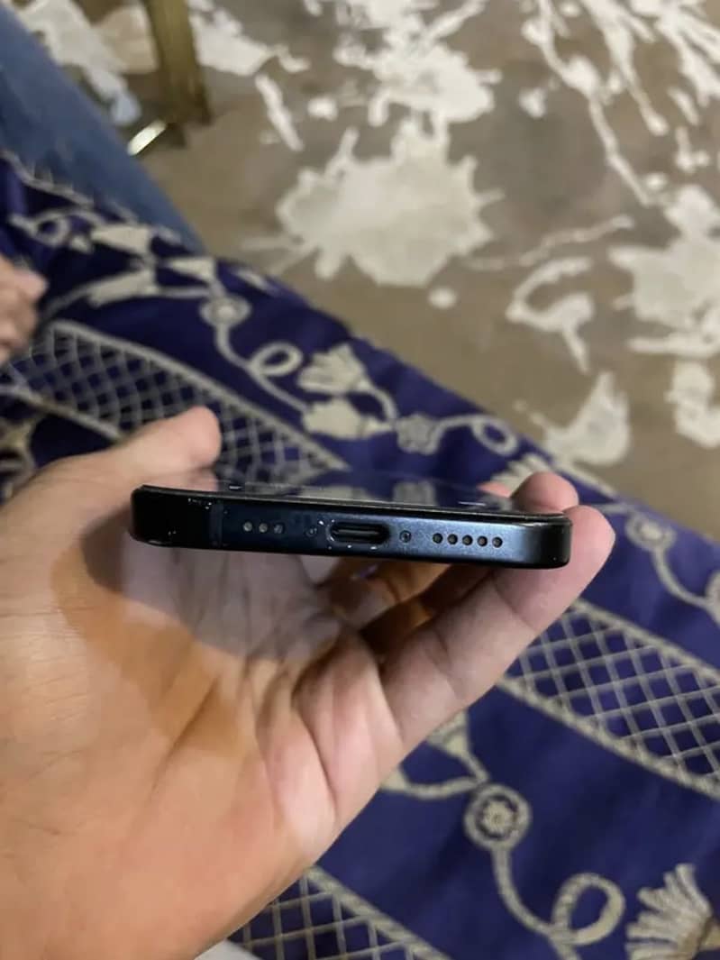Apple iPhone 15 0