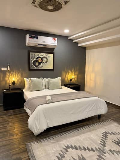 1bed fully luxury furnished appartment available for rent in bahria heights 1 E block