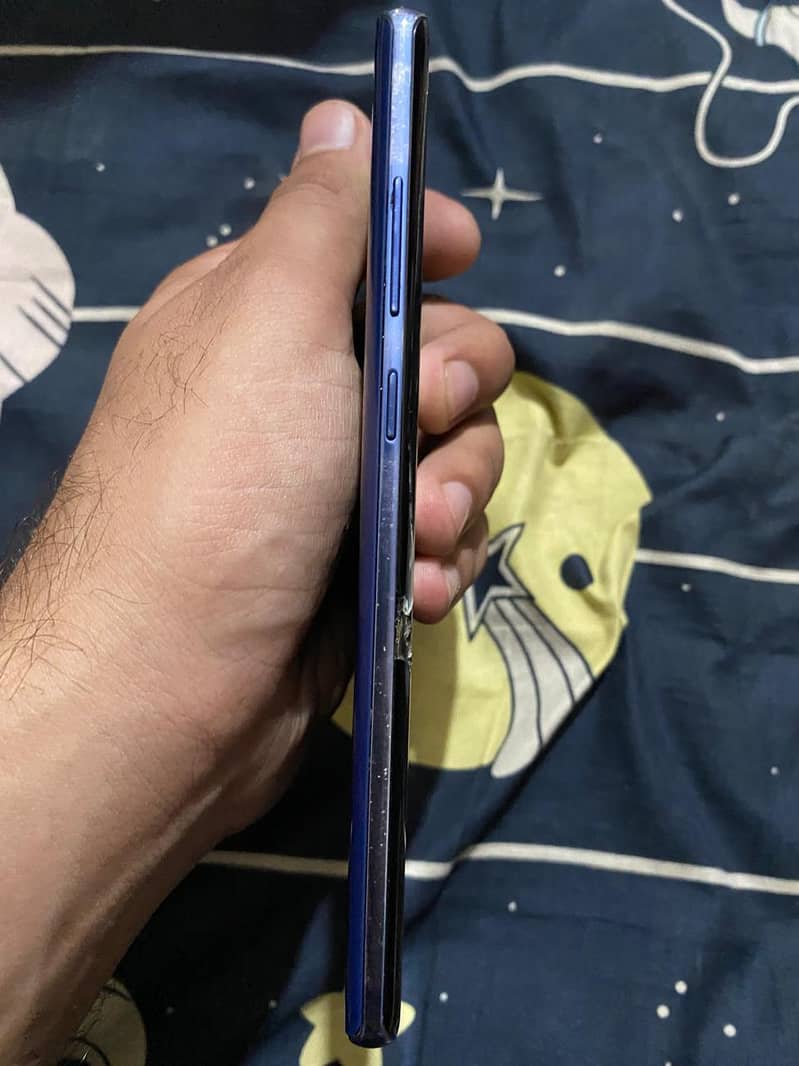 Samsung Mobile Note 8 6
