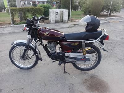 Honda 125/2005 model antique bike for sale 0310-0049640