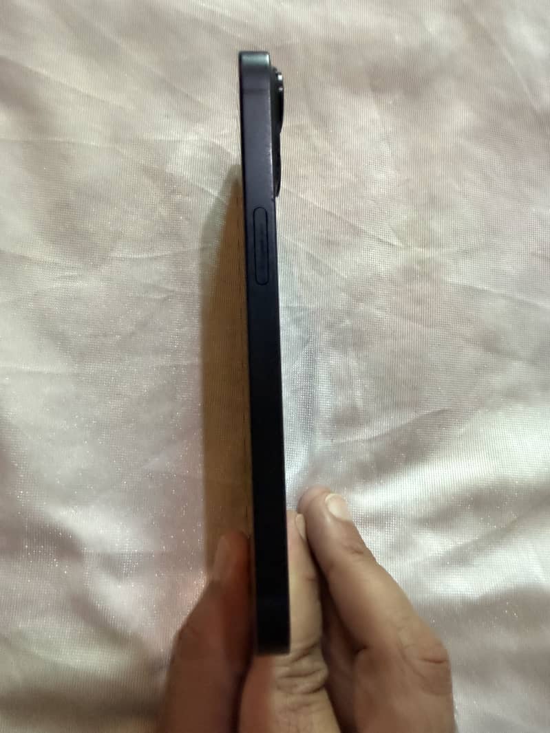 Apple iPhone 14 6