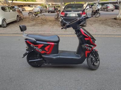 : Evee Gen-Z 2025 | Graphene Battery | 4,800 KM | Excellent Condition