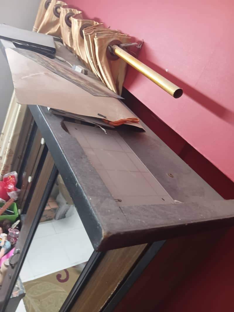 Dressing table 2