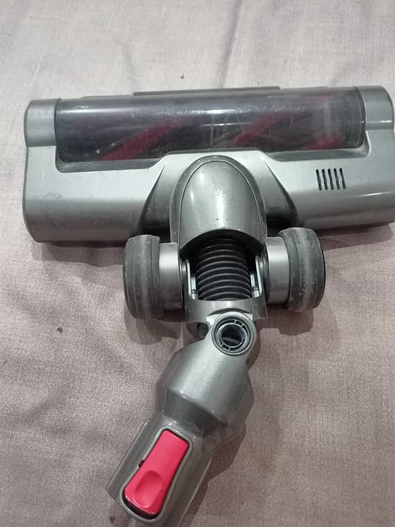 Vacuum cleaner 6
