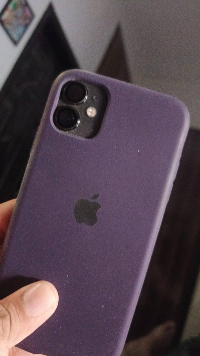 Apple iPhone 11 0
