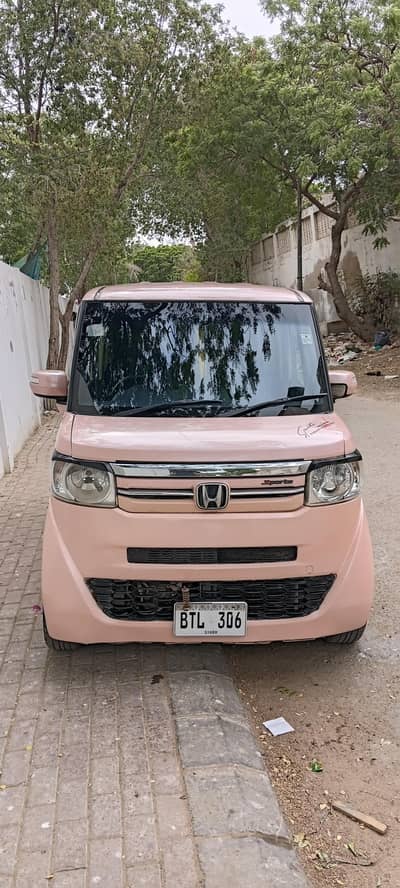 Honda N Box Plus 2015
