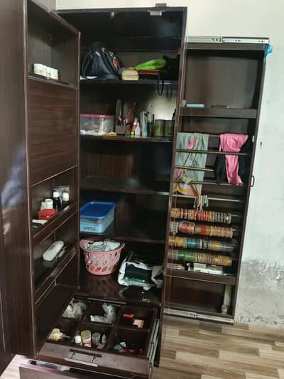 Dressing Table With Multible Facilties 03457734632