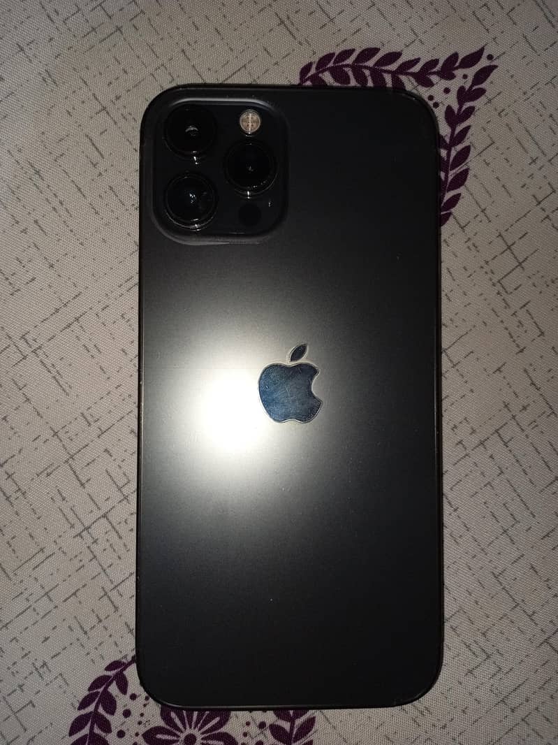iphone 12 pro max 2