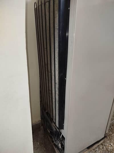 Dawlance fridge is up for sale