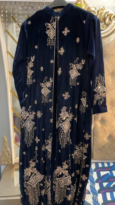 only 1  time used this dress velvet shirt long with Uper