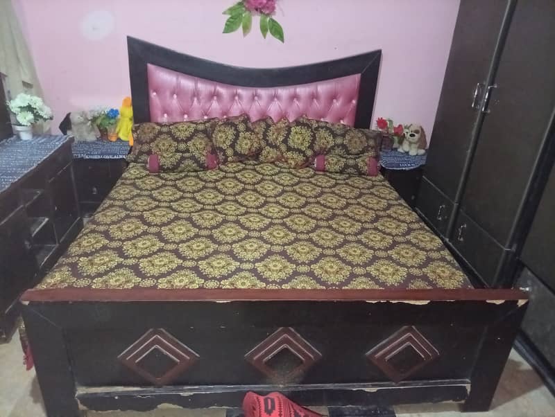 Bed + Wardrobe 2